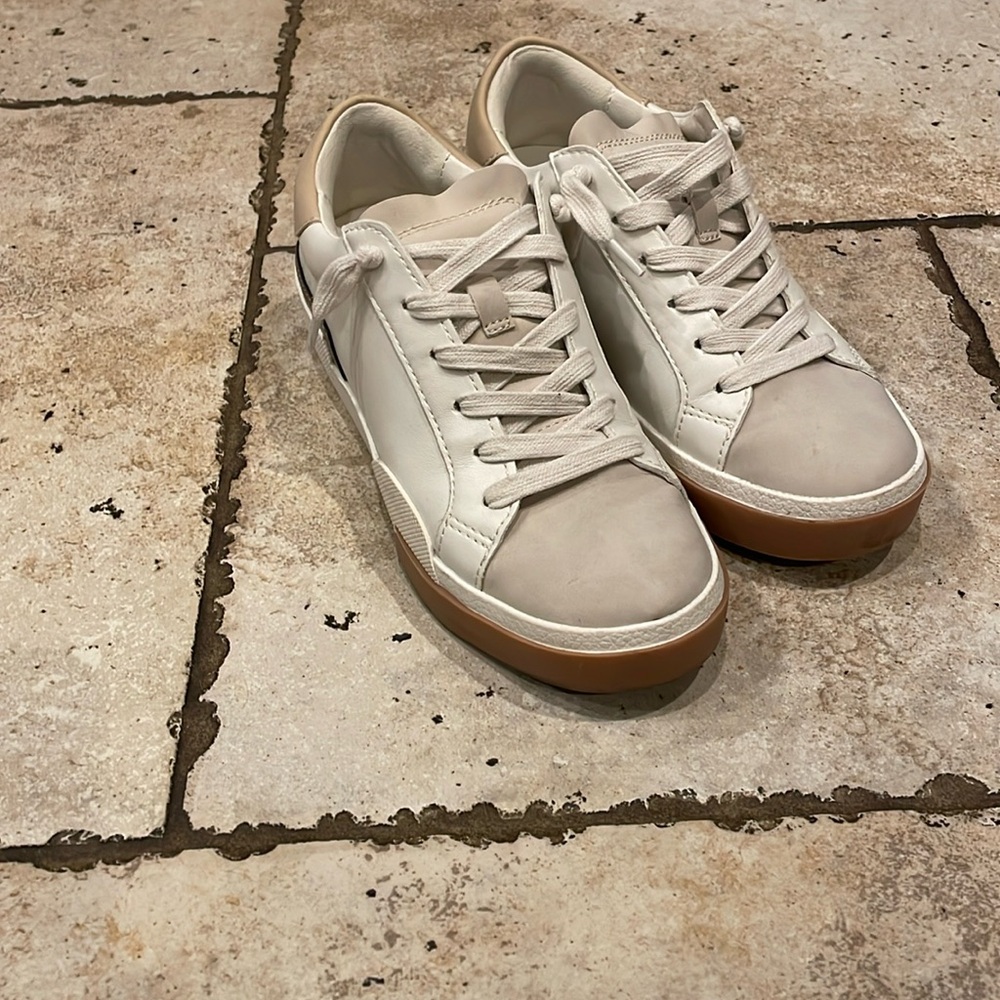 Dolce vita sneakers